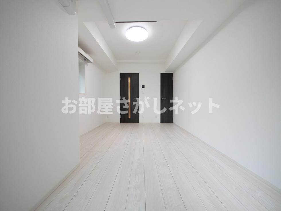 LEXE AZEST横濱関内【おとり物件なし】#学生・社会人にオススメ！初期費用分割払いOK！の洋室