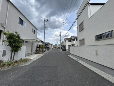 【前面道路含む現地写真】 | 栗東市川辺　瀬流ニュータウン１-３号地