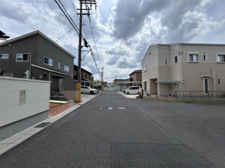 【前面道路含む現地写真】 | 栗東市川辺　瀬流ニュータウン１-３号地