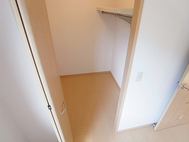 アンソレイエの収納|広々ウォークインクローゼットも大容量収納可能