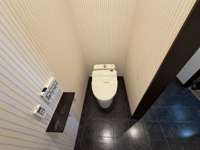 Rice 1stのトイレ|ゆったりとした空間のトイレです