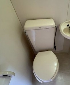 大和市深見のアパートのトイレ