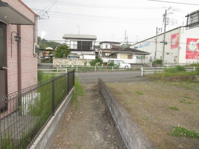 秦野市菖蒲の倉庫