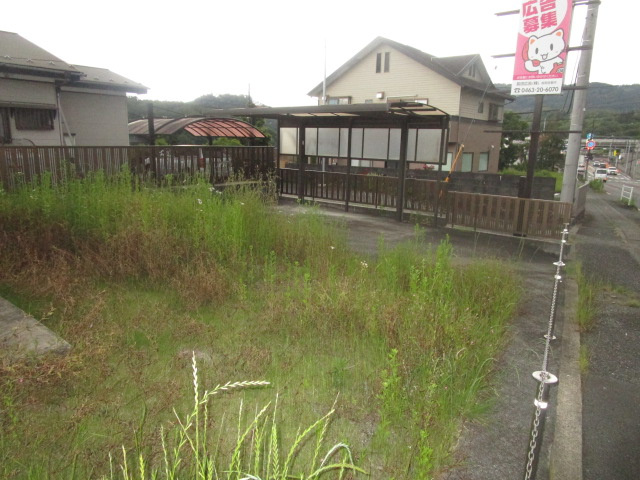 秦野市菖蒲の倉庫