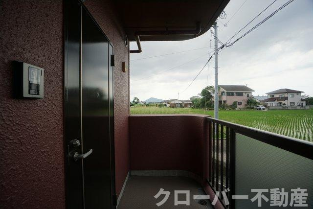 サンライズマンションの玄関