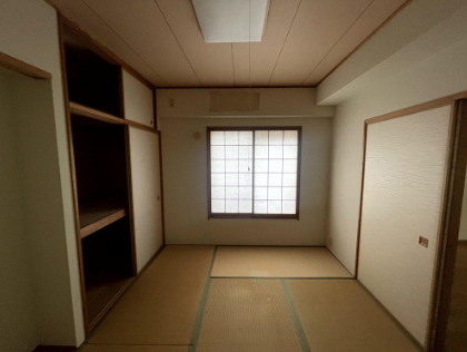 【角部屋4LDK】高知市六泉町　六泉寺ガーデンヒルズ　中古マンションの和室|客間やお子様のお昼寝スペースにも便利な和室♪