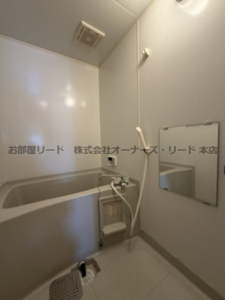 クレセント・モアの浴室