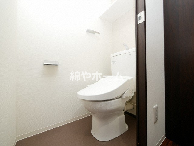 W.O.B.KYOBASHIのトイレ|ゆったりとした空間のトイレです