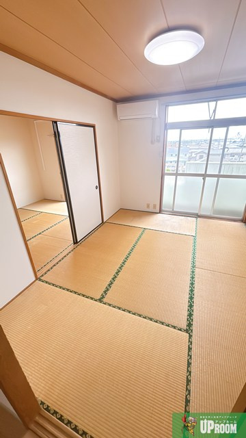 パークサイド三ツ井の和室