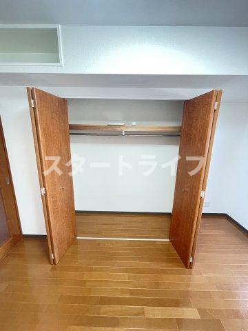 大阪市淀川区木川東３丁目の賃貸マンションの収納