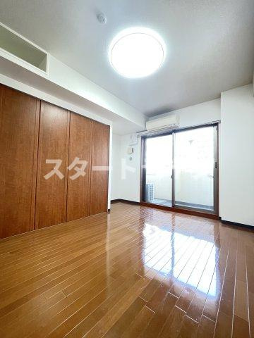 大阪市淀川区木川東３丁目の賃貸マンションの寝室