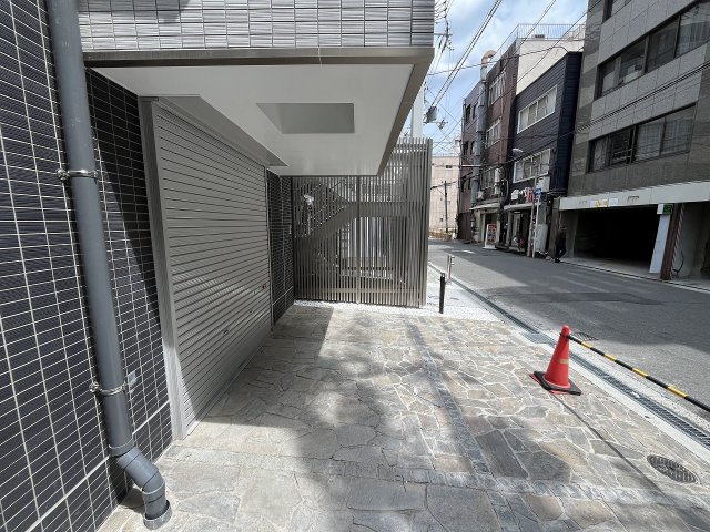 大阪市中央区日本橋１丁目の店舗一部の外観