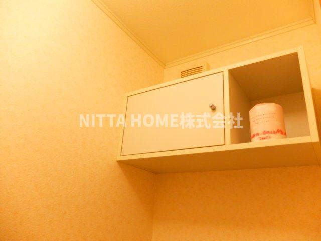アンジェリートのトイレ|トイレには収納が付いています＊
