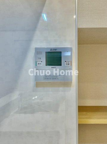 ジョイフル門前仲町第一の発電・温水設備|【給湯リモコン】外での一日を忘れさせてくれるオートバス機能でお好みの湯量・温度に調整された浴槽。