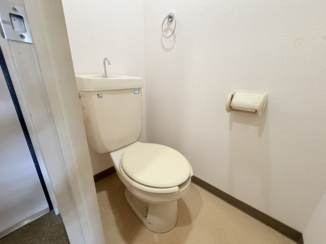 オ・ボワクレールのトイレ