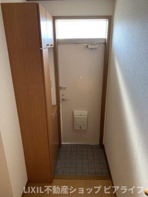 【玄関】 | メゾンエスポワールＣ