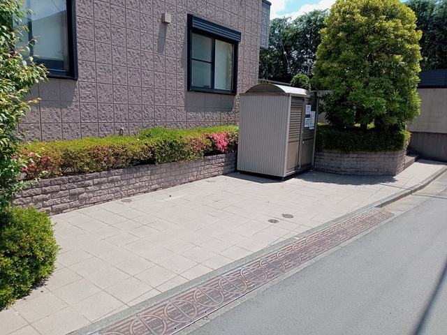 （シニア限定）コンフォート光が丘のその他共用部分|エントランスまではスロープがございます