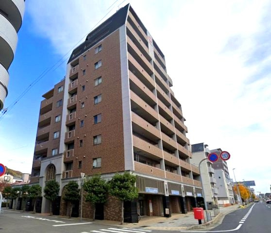 セレッソコート甲南森南町の外観|採光と通風を享受できる角住戸
