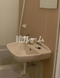 豊島区池袋本町１丁目のアパートの洗面所