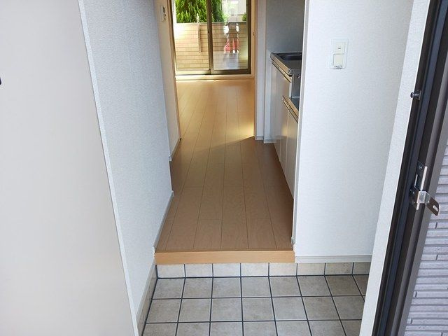 シャンティイの玄関|ゆったりとした玄関です
