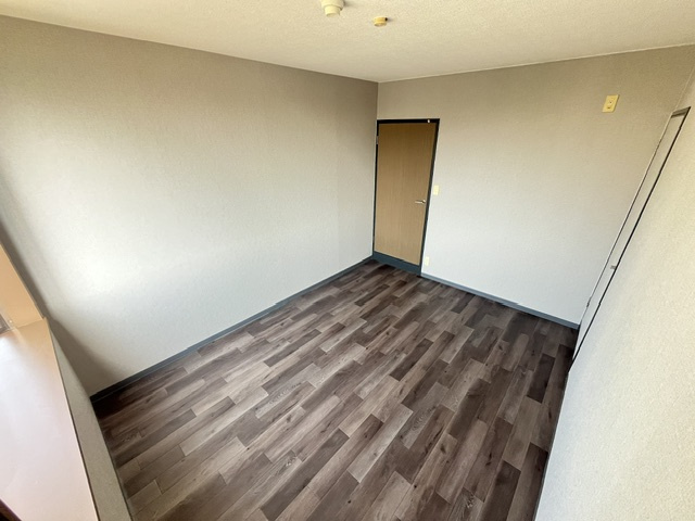メゾンベルエールの洋室