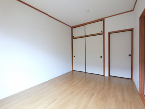 【寝室】
