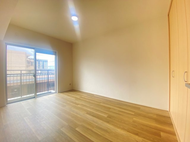 ハイツ大井町 A棟の洋室
