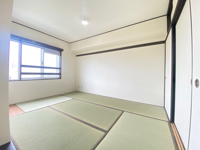 ハイツ大井町 A棟の和室