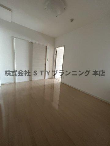 仲介手数料０円！GRANDUKE丸田町の洋室