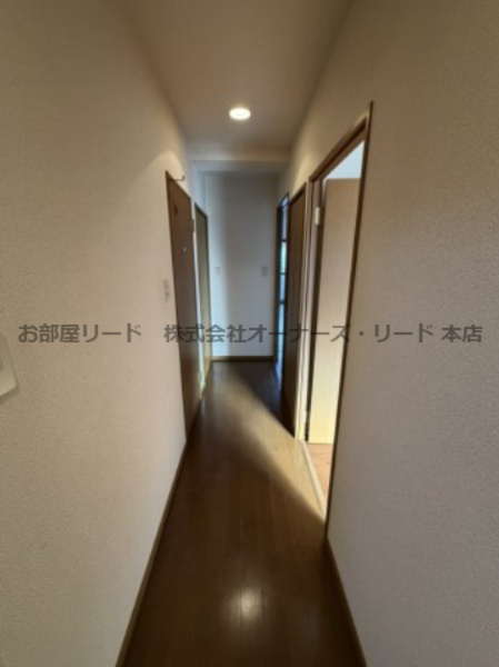 クロスロードの内装