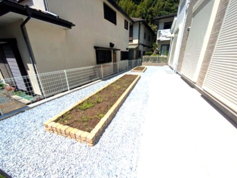 新築　自然溢れる住環境　４LDK＋ファミリースペースの庭|南庭