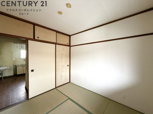 大久保マンションの居間
