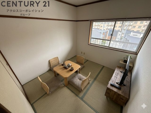 画像中の家具はAI加工により配置加工しているため付属しません