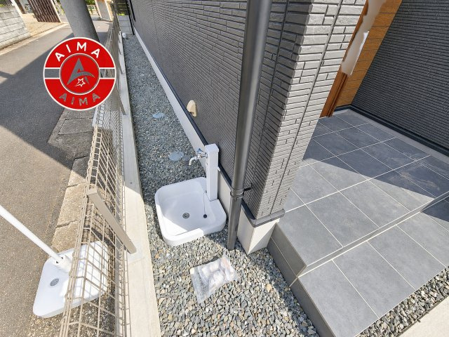 春日市昇町4丁目第1-3棟（1号棟）の外観|お庭で自由な時間を過ごせます。
