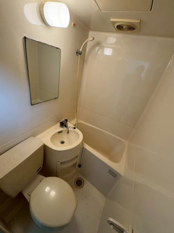 レジデンスやまびこの浴室