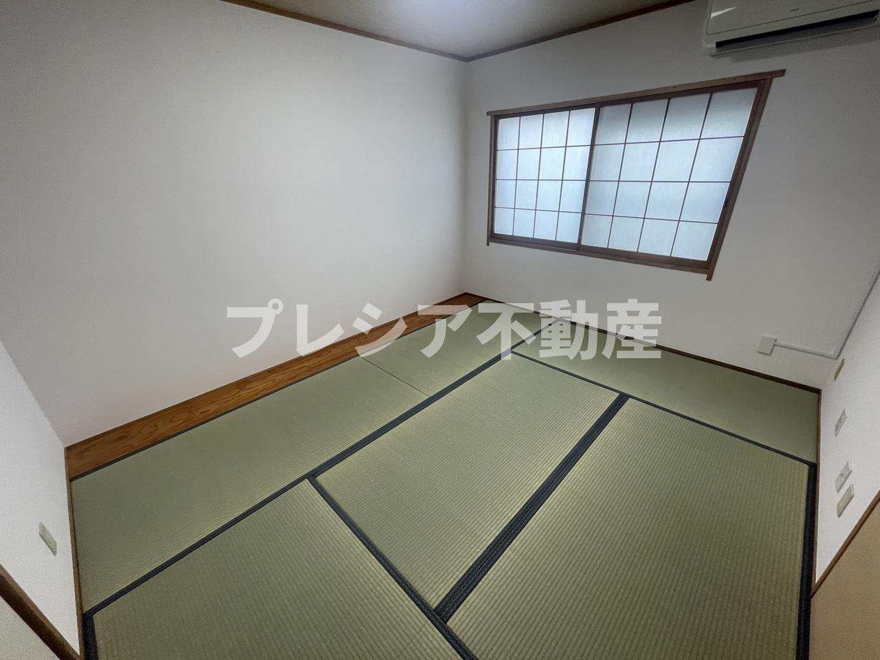 モナーク甲子園の和室