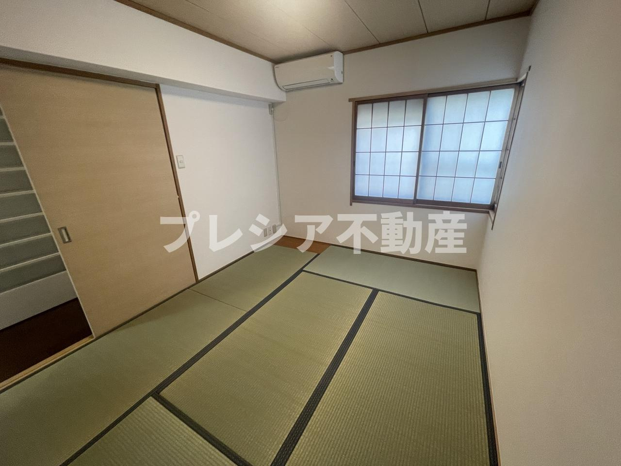 モナーク甲子園の和室
