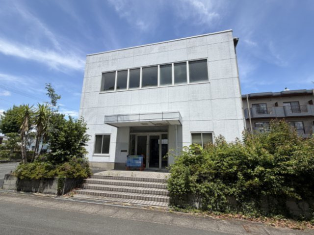 早出町倉庫付き貸事務所