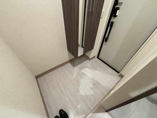 リッシュセゾン　Eの玄関