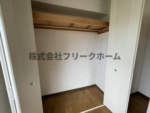 小金井市梶野町３丁目の賃貸マンションの収納