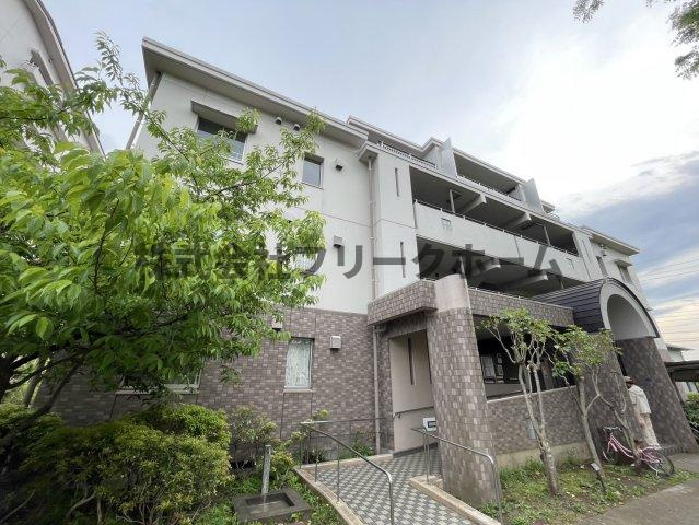 小金井市梶野町３丁目の賃貸マンションの外観