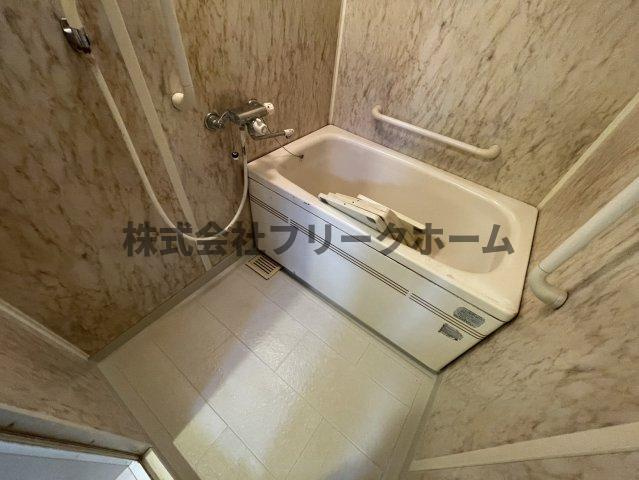 小金井市梶野町３丁目の賃貸マンションの浴室