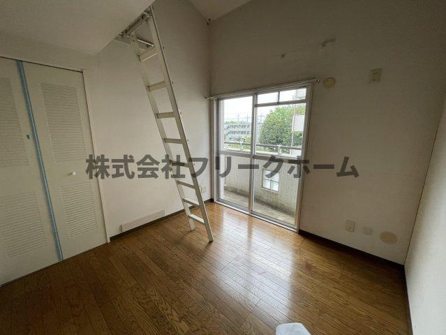 小金井市梶野町３丁目の賃貸マンションの寝室