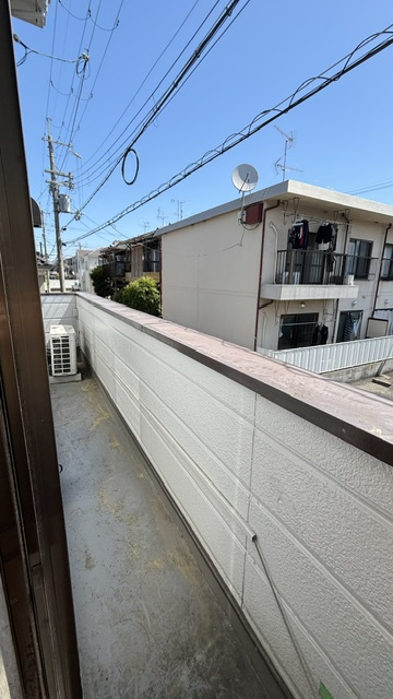 大東市緑が丘2丁目　中古戸建の前面道路含む現地写真|前面道路含む現地写真です