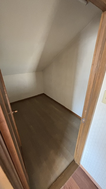 大東市緑が丘2丁目　中古戸建の収納|便利な収納スペースです