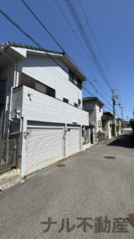 大東市緑が丘2丁目　中古戸建の前面道路含む現地写真|前面道路含む現地写真です