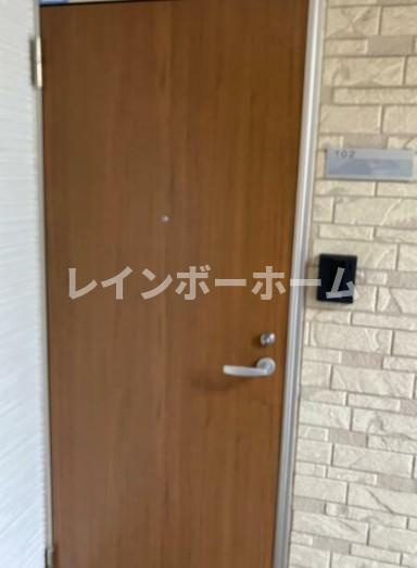 リバーサイドコート墨田の玄関