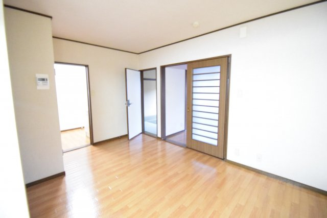グレイスハイツのセキュリティ|通気の良いお部屋です
