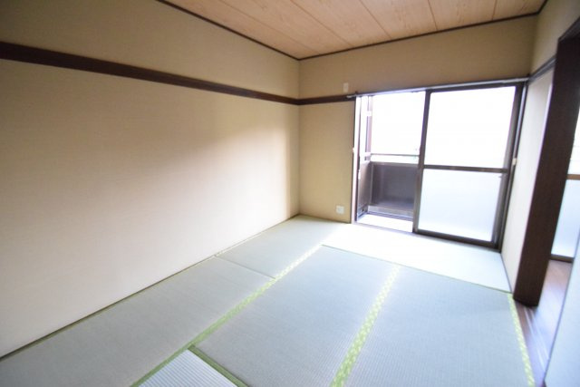 グレイスハイツの展望|洋室はフローリング