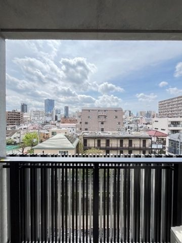 リヴ　アン　フルール